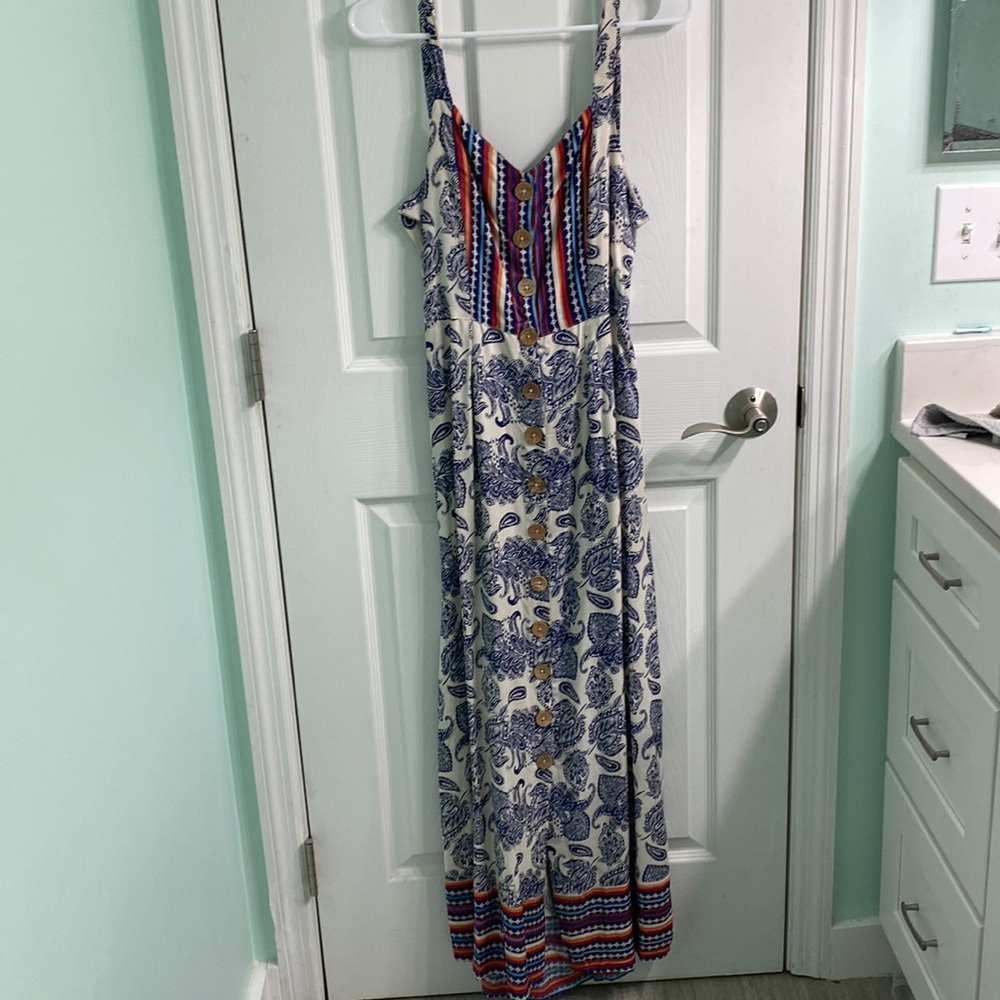 Open tie back Maxi dress with button details